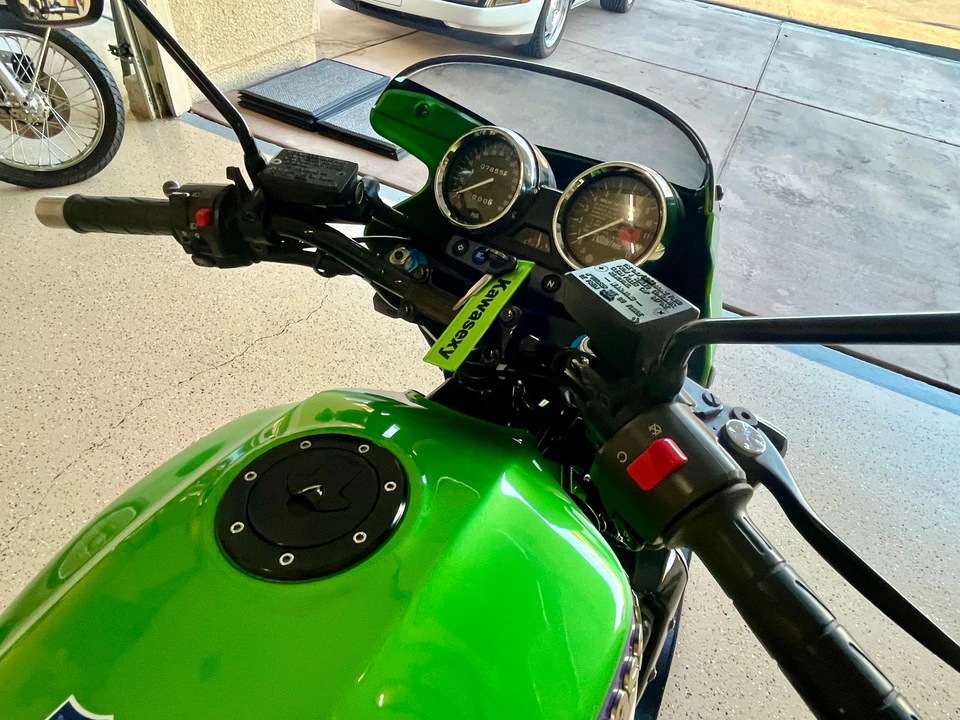 2000 Kawasaki ZRX1100 - Image 22 of 31
