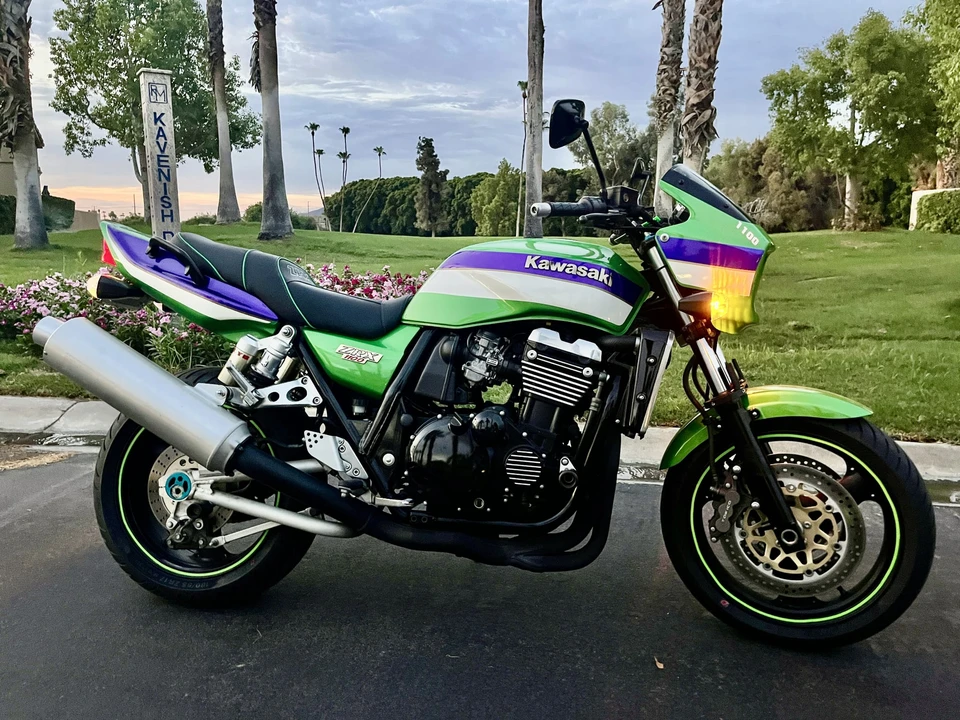 2000 Kawasaki ZRX1100 - Image 11 of 31