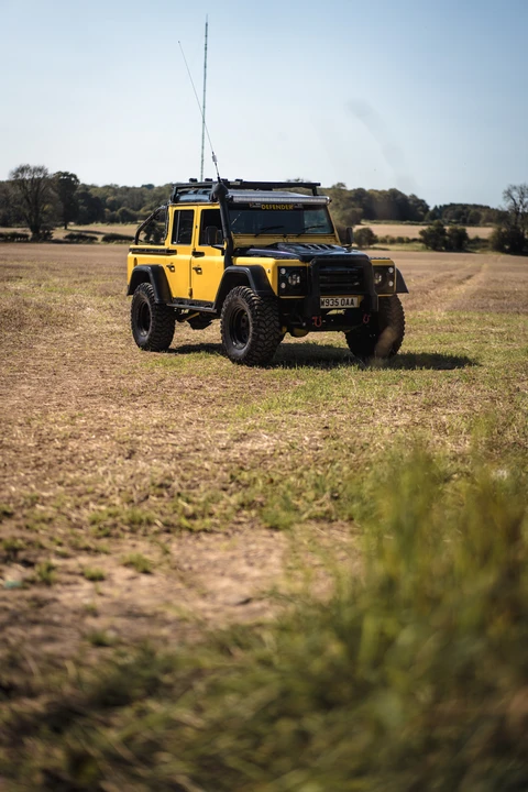 2000 Land Rover Defender 110 - Image 7 of 31