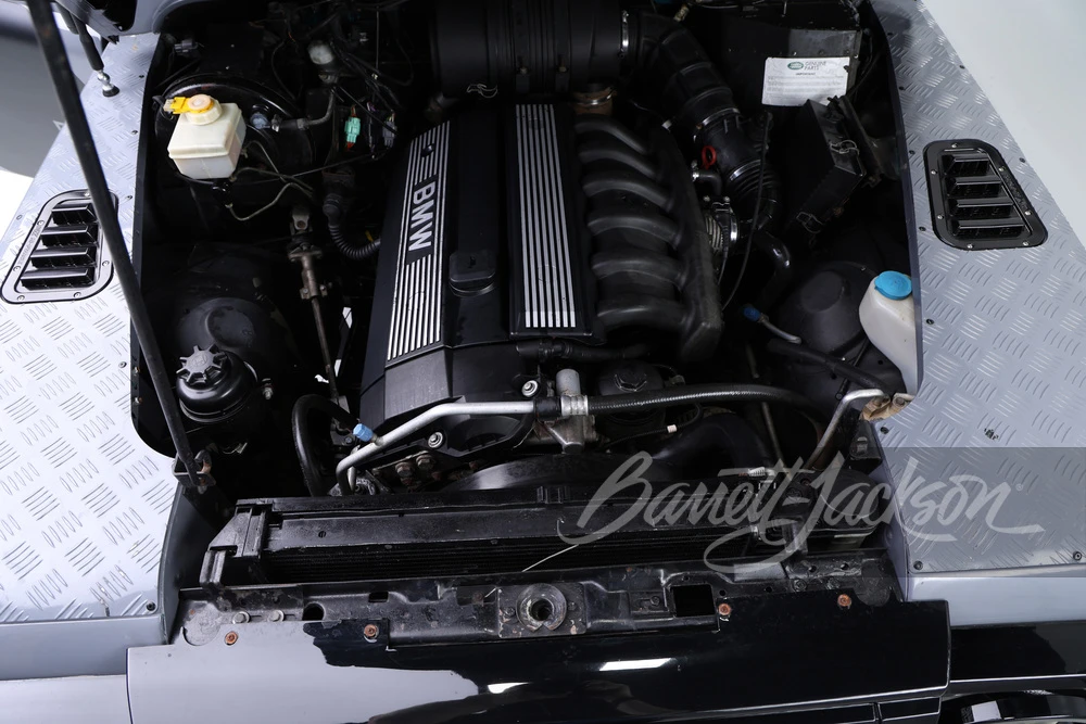 2000 Land Rover Defender 90 - Image 3 of 31