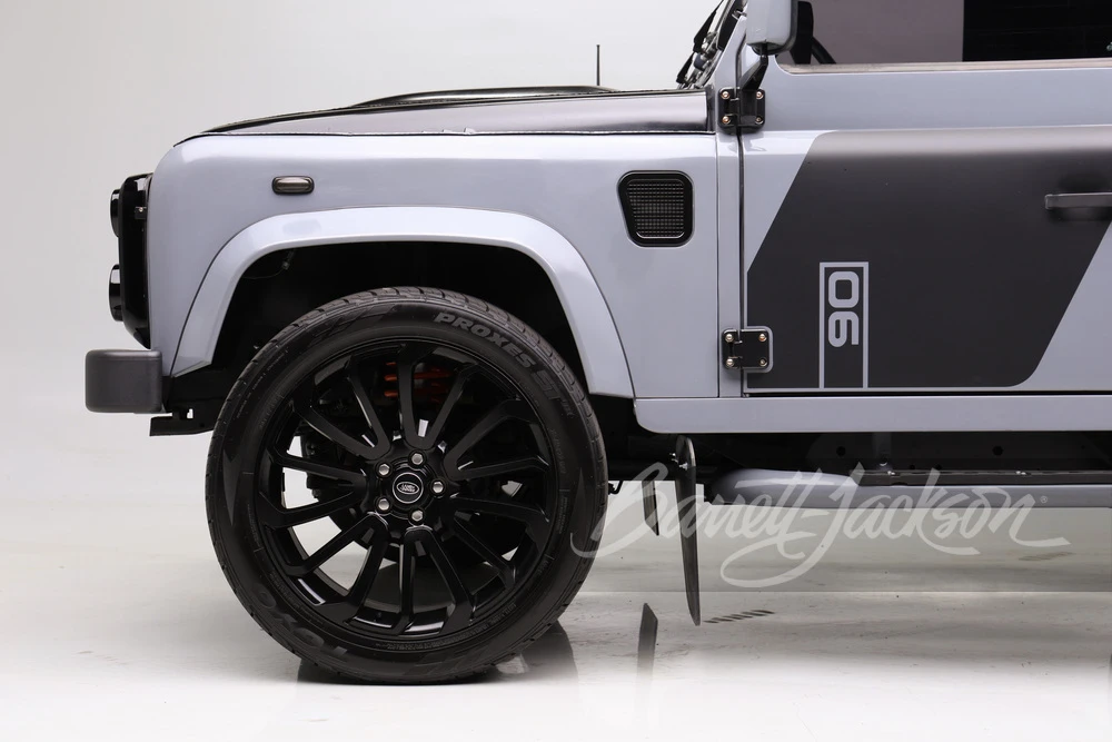 2000 Land Rover Defender 90 - Image 12 of 31