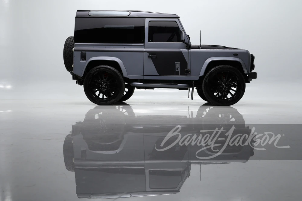 2000 Land Rover Defender 90 - Image 14 of 31