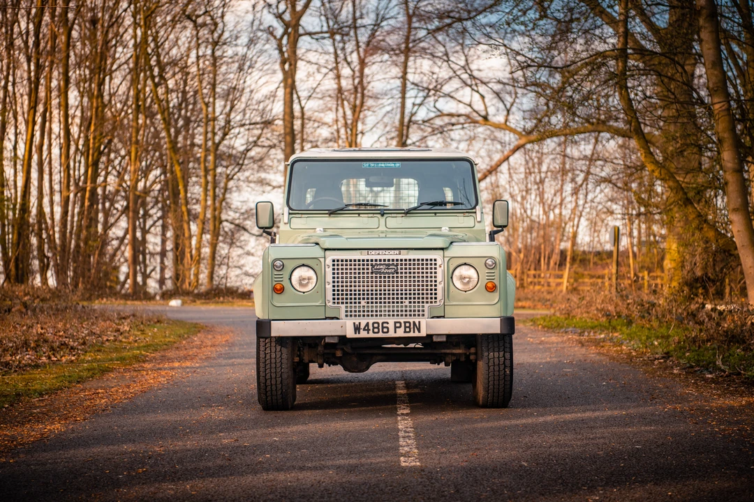 2000 Land Rover Defender 90 - Image 4 of 31