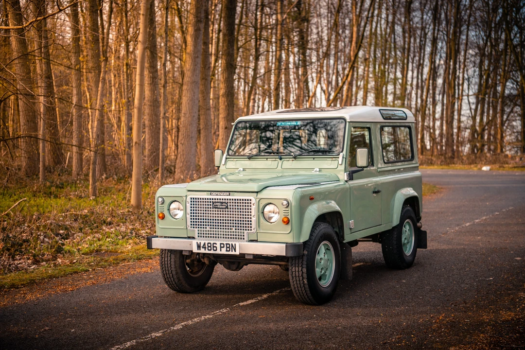 2000 Land Rover Defender 90 - Image 19 of 31