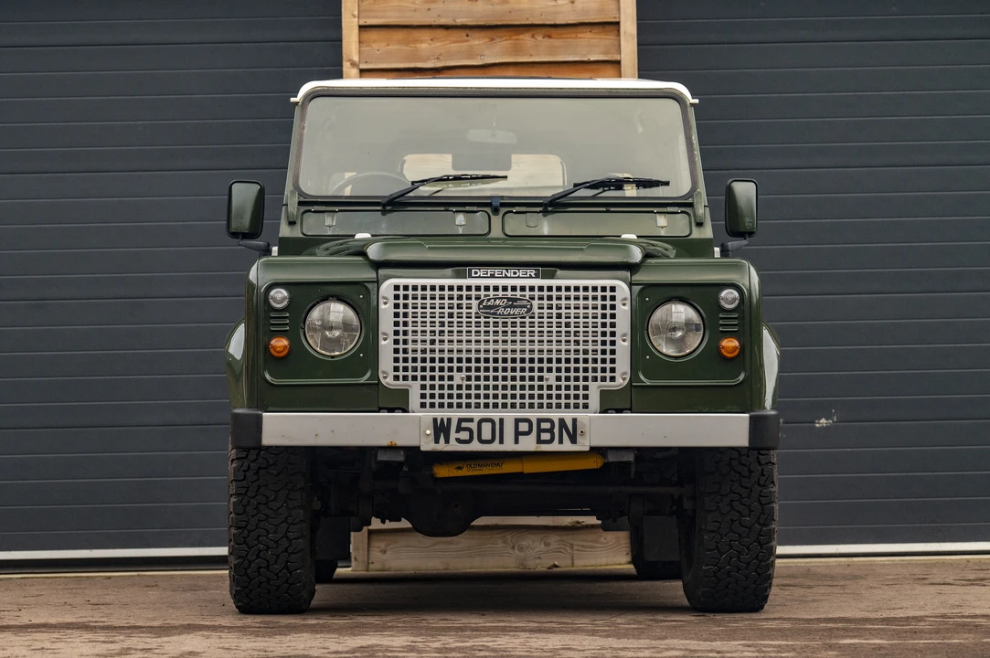 2000 Land Rover Defender 90 - Image 19 of 31