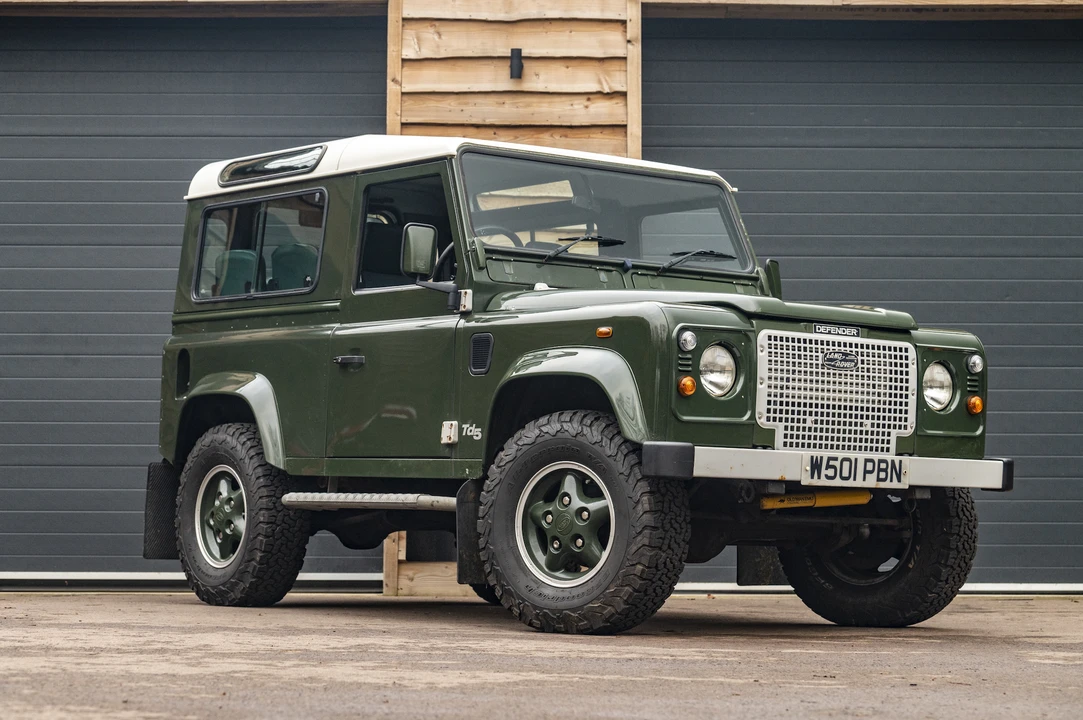 2000 Land Rover Defender 90 - Image 11 of 31