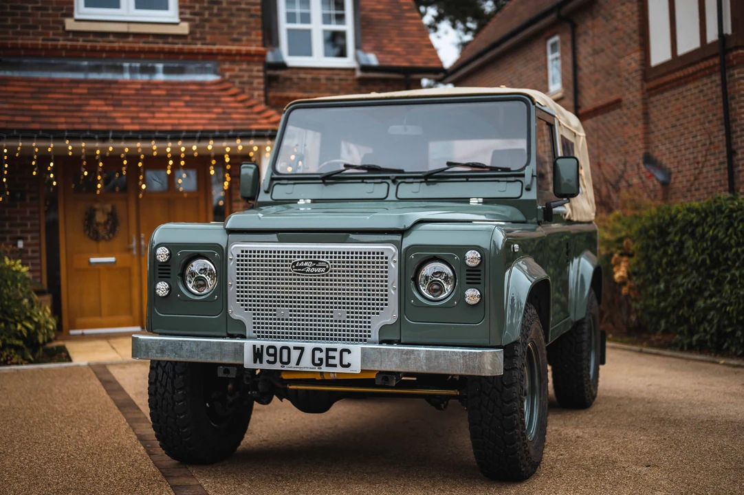 2000 Land Rover Defender 90 - Image 4 of 31