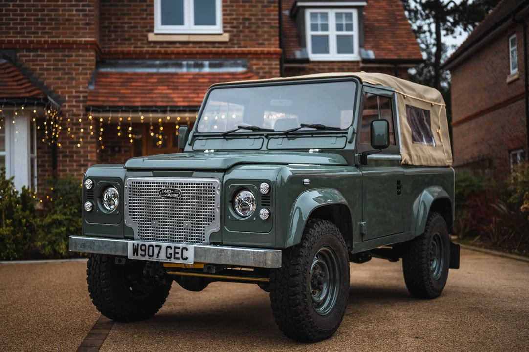 2000 Land Rover Defender 90 - Image 19 of 31