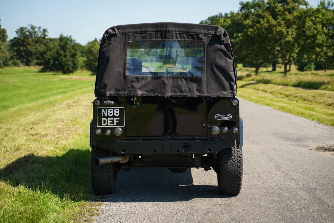2000 Land Rover Defender 90 - Image 17 of 31