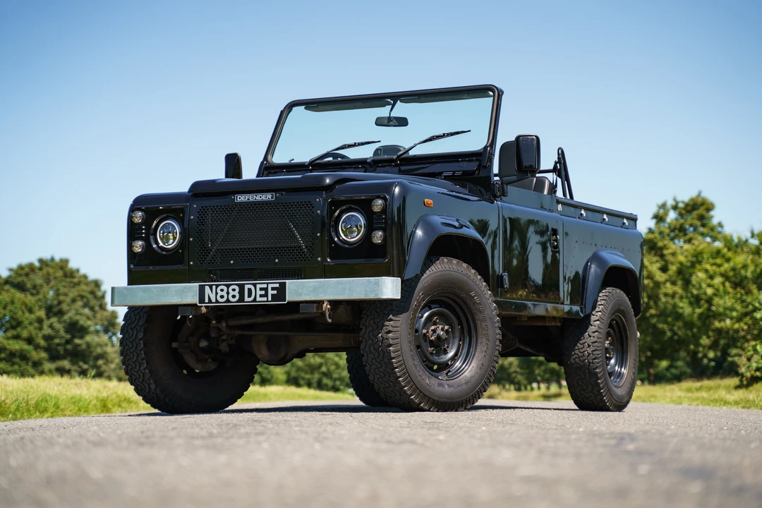 2000 Land Rover Defender 90 - Image 19 of 31