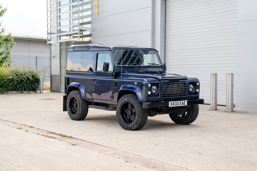 2000 Land Rover Defender 90 - Image 10 of 31