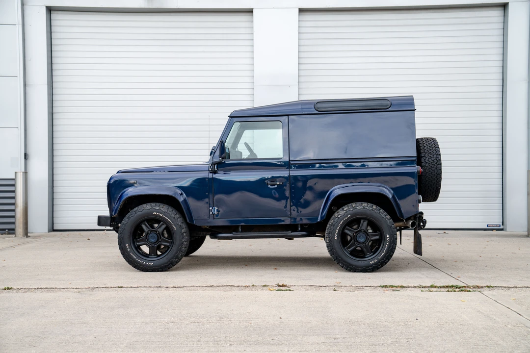 2000 Land Rover Defender 90 - Image 5 of 31