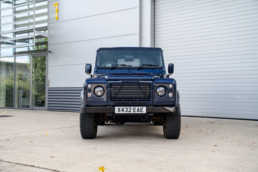 2000 Land Rover Defender 90 - Image 3 of 31