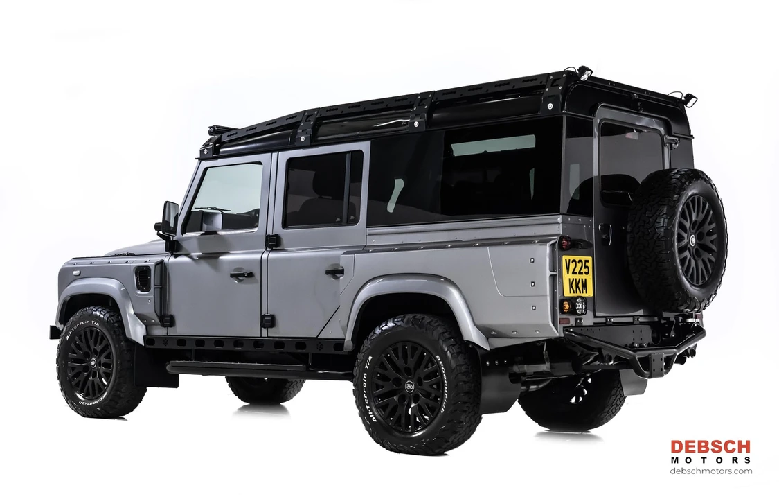 2000 Land Rover Defender 110 - Image 5 of 21