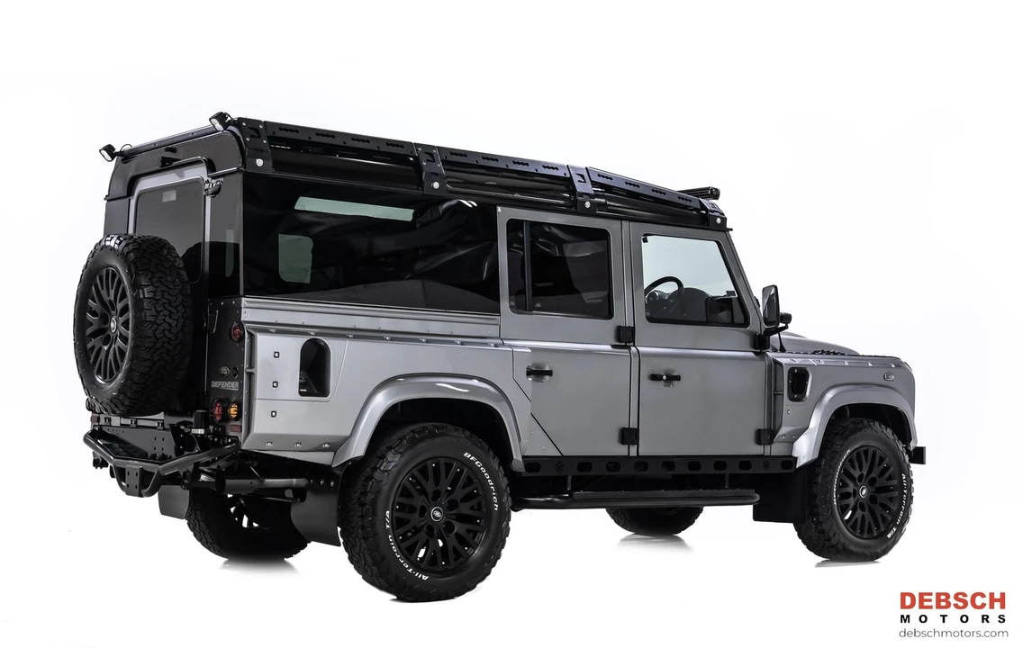 2000 Land Rover Defender 110 - Image 4 of 21