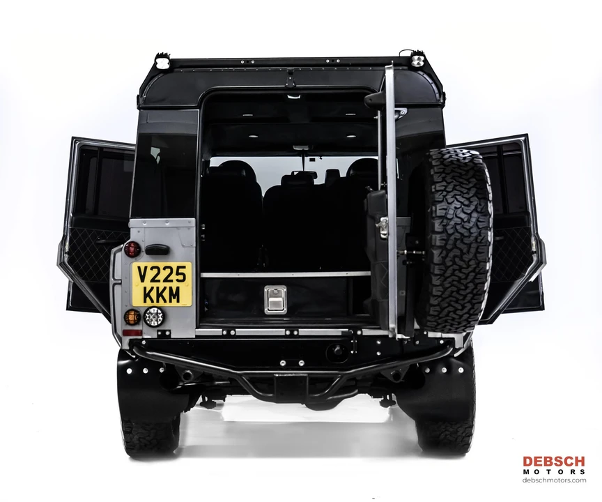 2000 Land Rover Defender 110 - Image 10 of 21