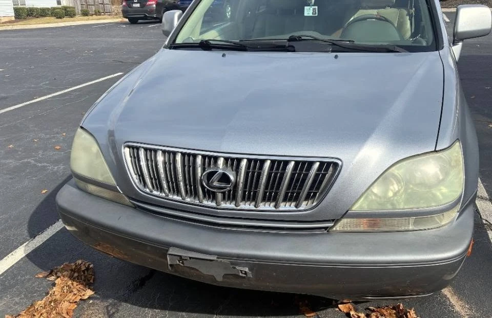 2000 Lexus RX 1st Gen - Image 4 of 8