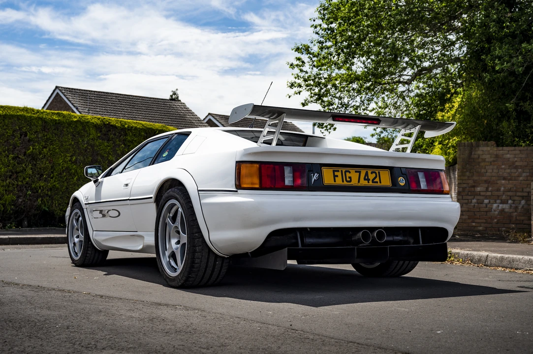 2000 Lotus Esprit Series 4 - Image 29 of 31