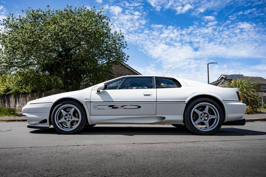 2000 Lotus Esprit Series 4 - Image 9 of 31