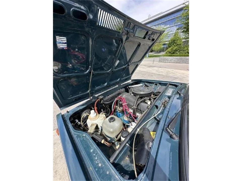 2000 Lada - Image 2 of 16