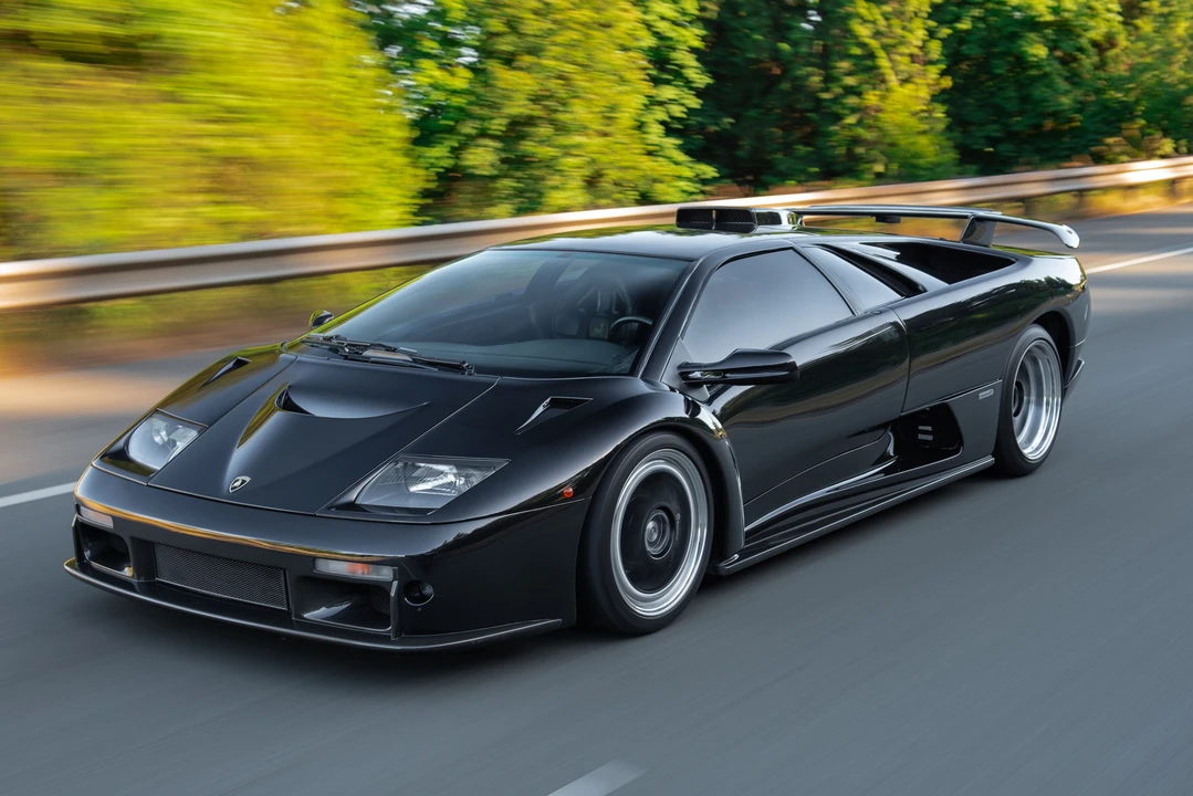 2000 Lamborghini Diablo GT - Image 2 of 31