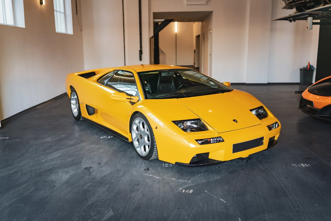 2000 Lamborghini Diablo VT - Image 18 of 31