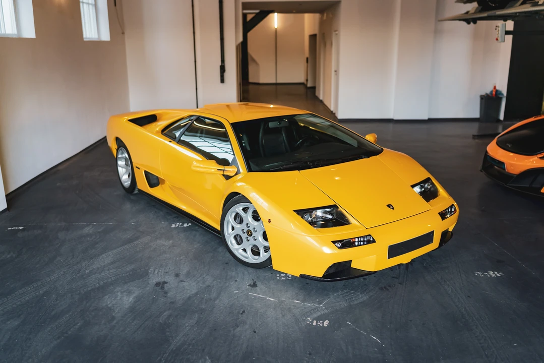 2000 Lamborghini Diablo VT - Image 19 of 31