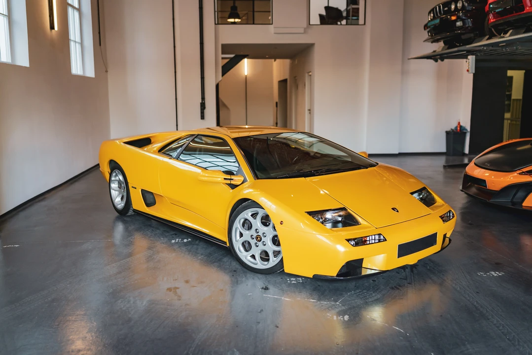 2000 Lamborghini Diablo VT - Image 21 of 31
