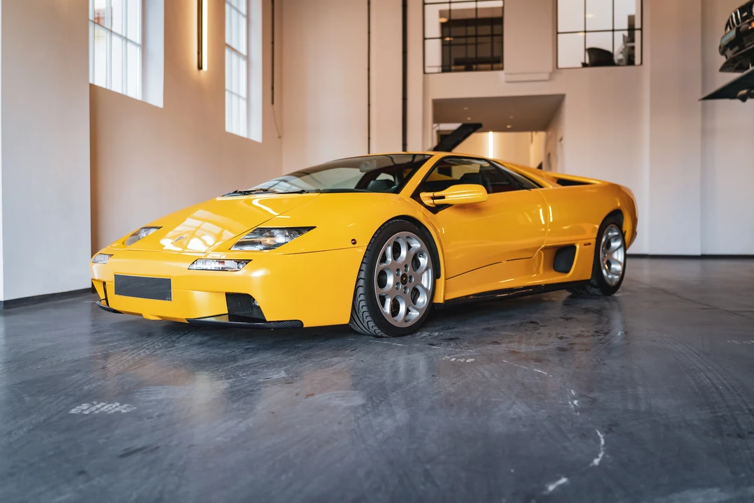 2000 Lamborghini Diablo VT - Image 27 of 31