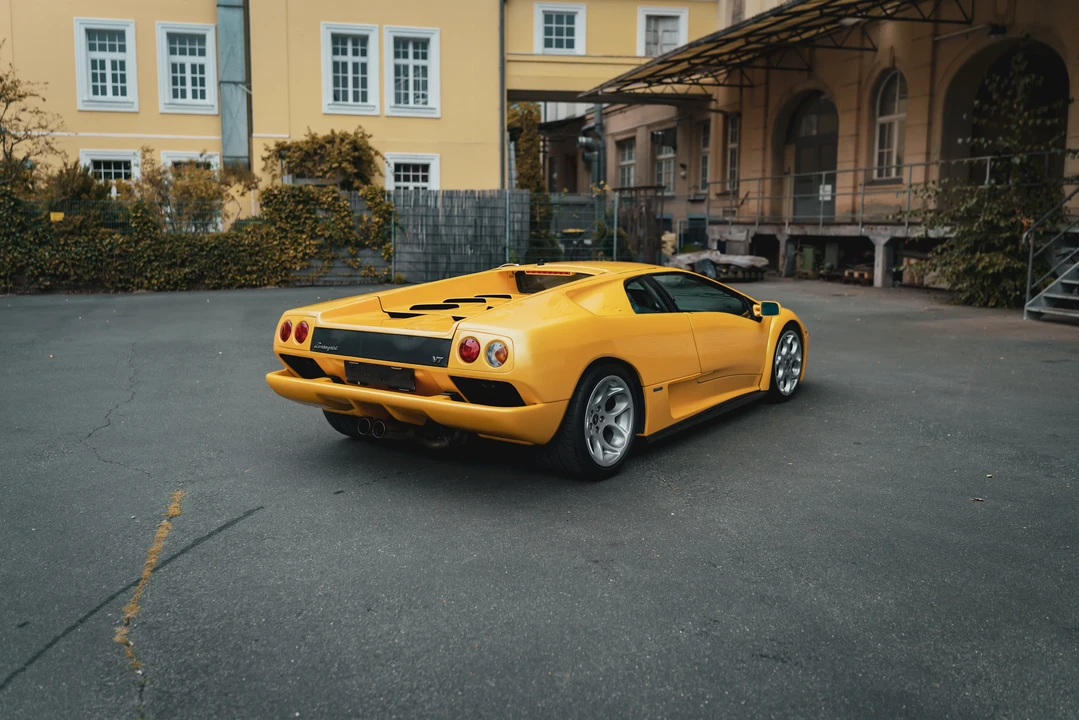2000 Lamborghini Diablo VT - Image 16 of 31