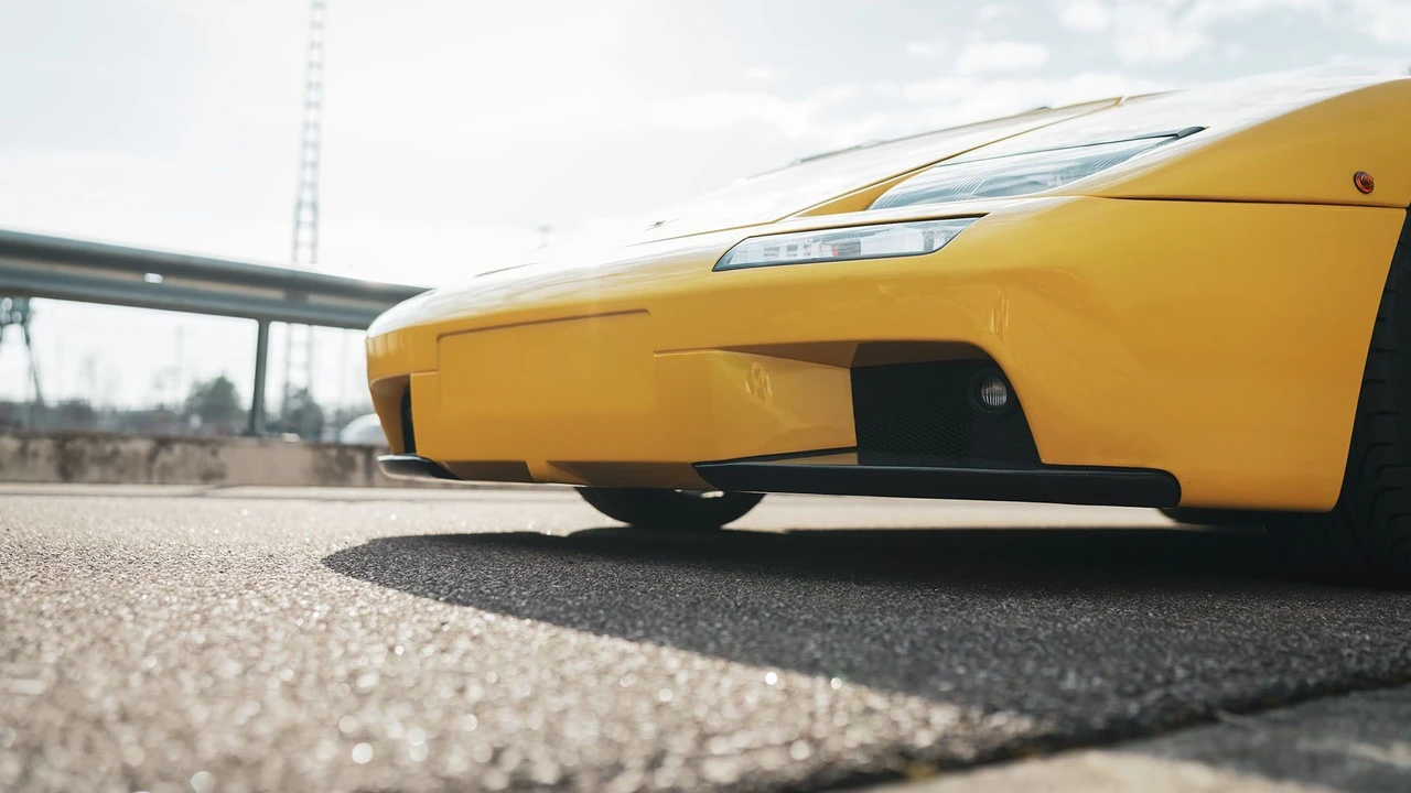 2000 Lamborghini Diablo VT - Image 26 of 31