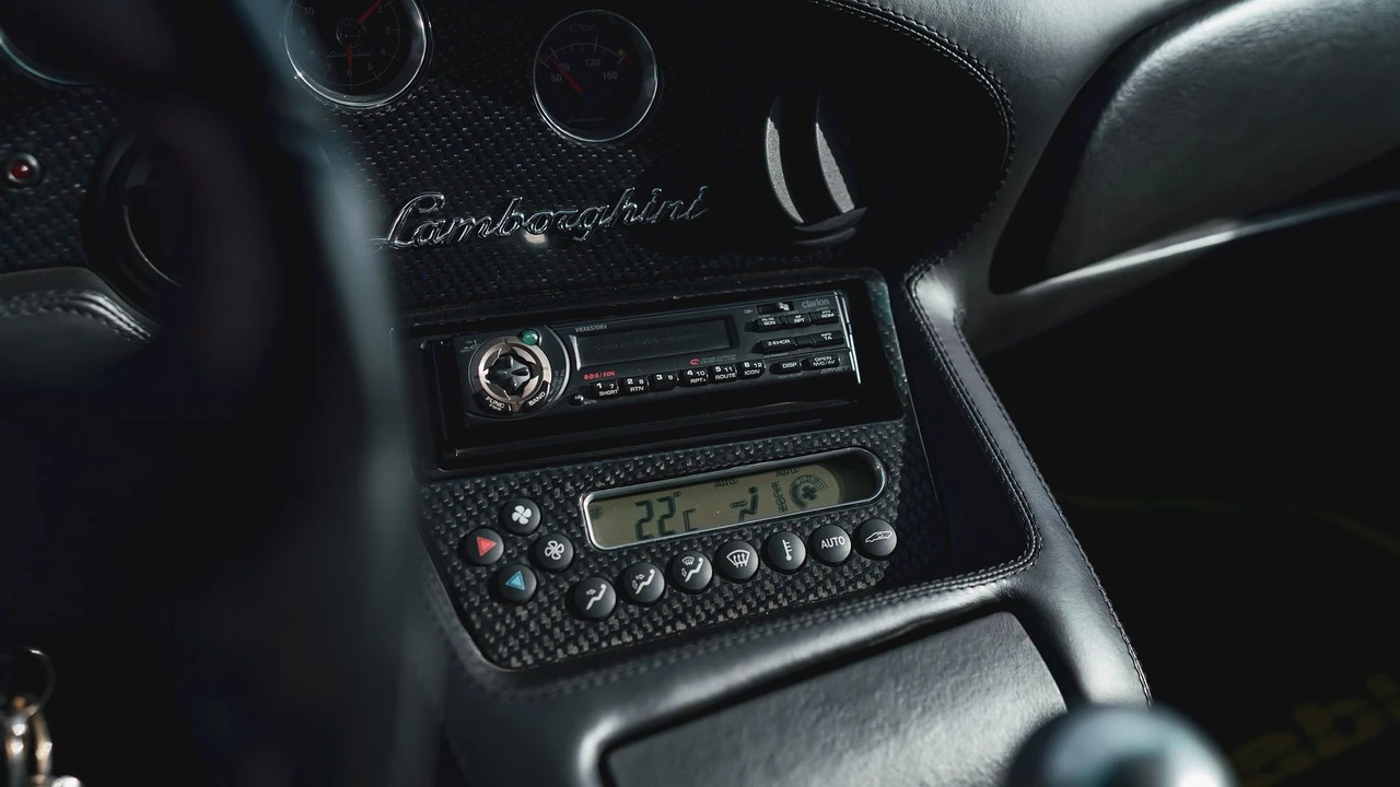 2000 Lamborghini Diablo VT - Image 4 of 31