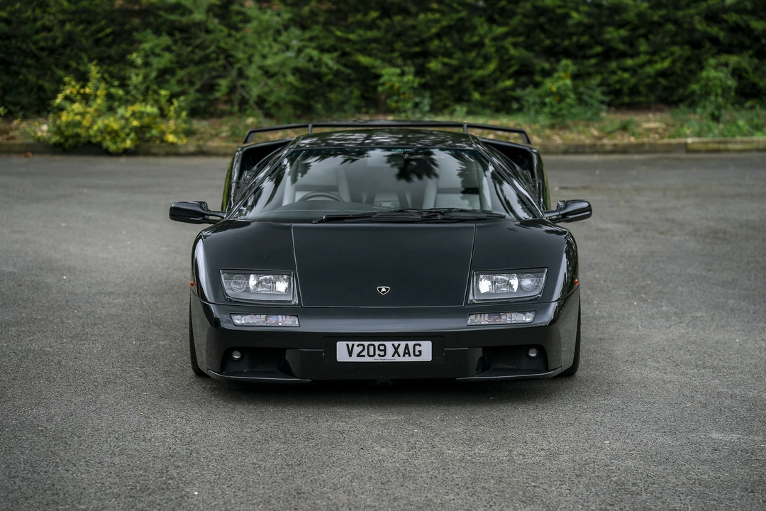 2000 Lamborghini Diablo VT - Image 2 of 31