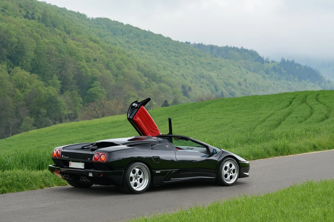 2000 Lamborghini Diablo VT - Image 11 of 31