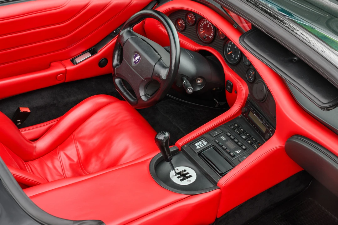 2000 Lamborghini Diablo VT - Image 27 of 31