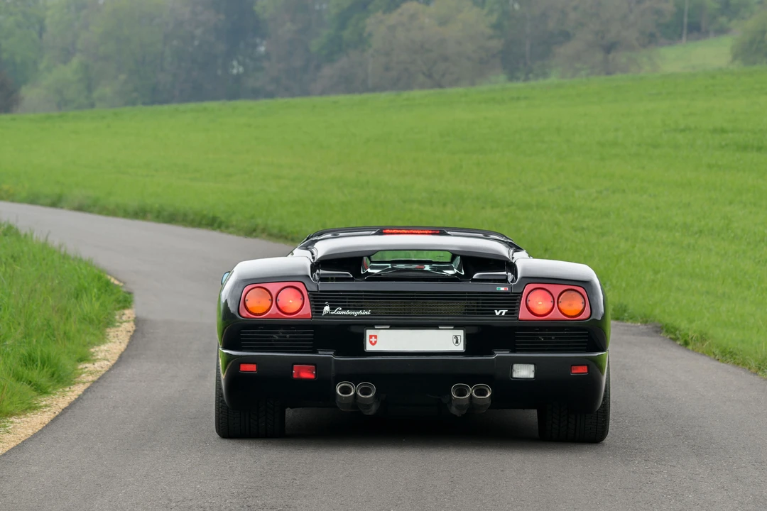 2000 Lamborghini Diablo VT - Image 14 of 31
