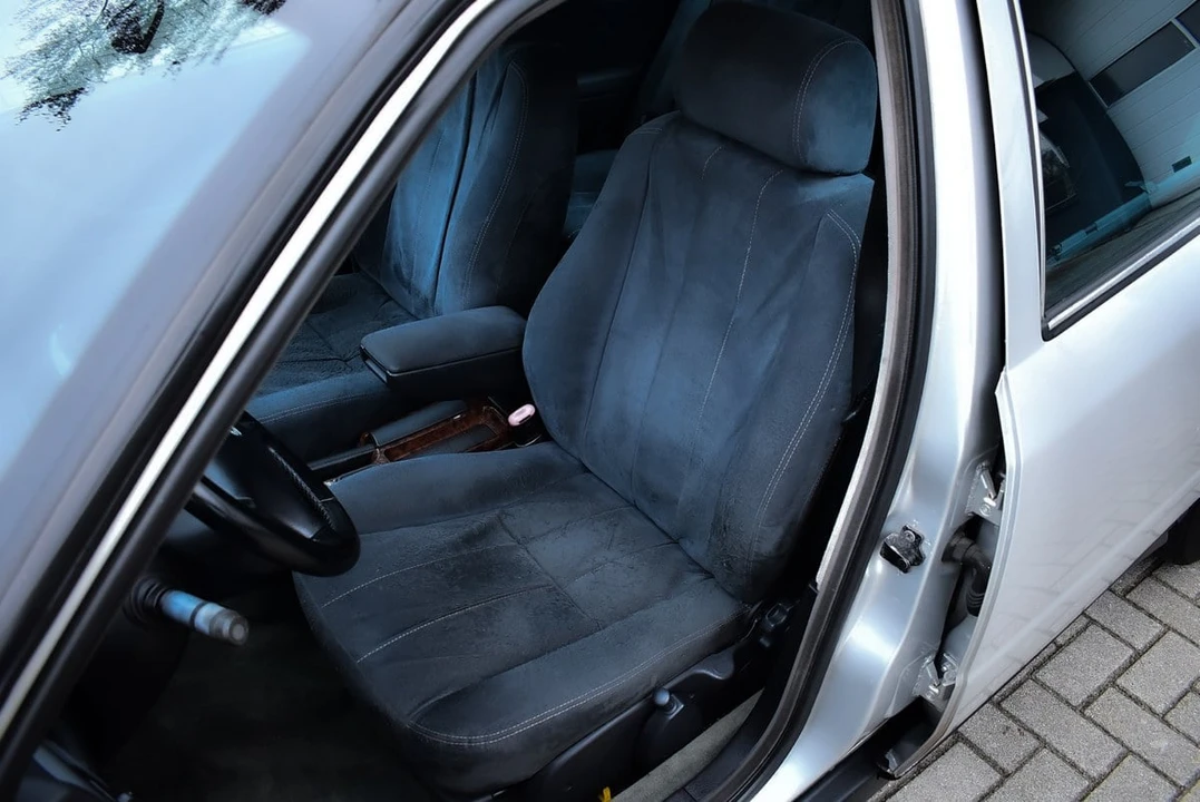 2000 Lancia - Image 22 of 30