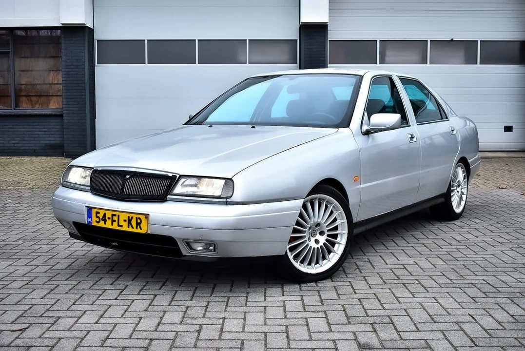 2000 Lancia - Image 5 of 30