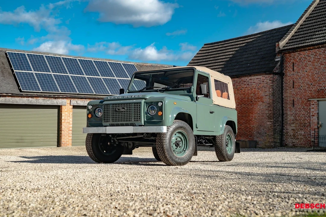 2000 Land Rover Defender 90 - Image 4 of 21