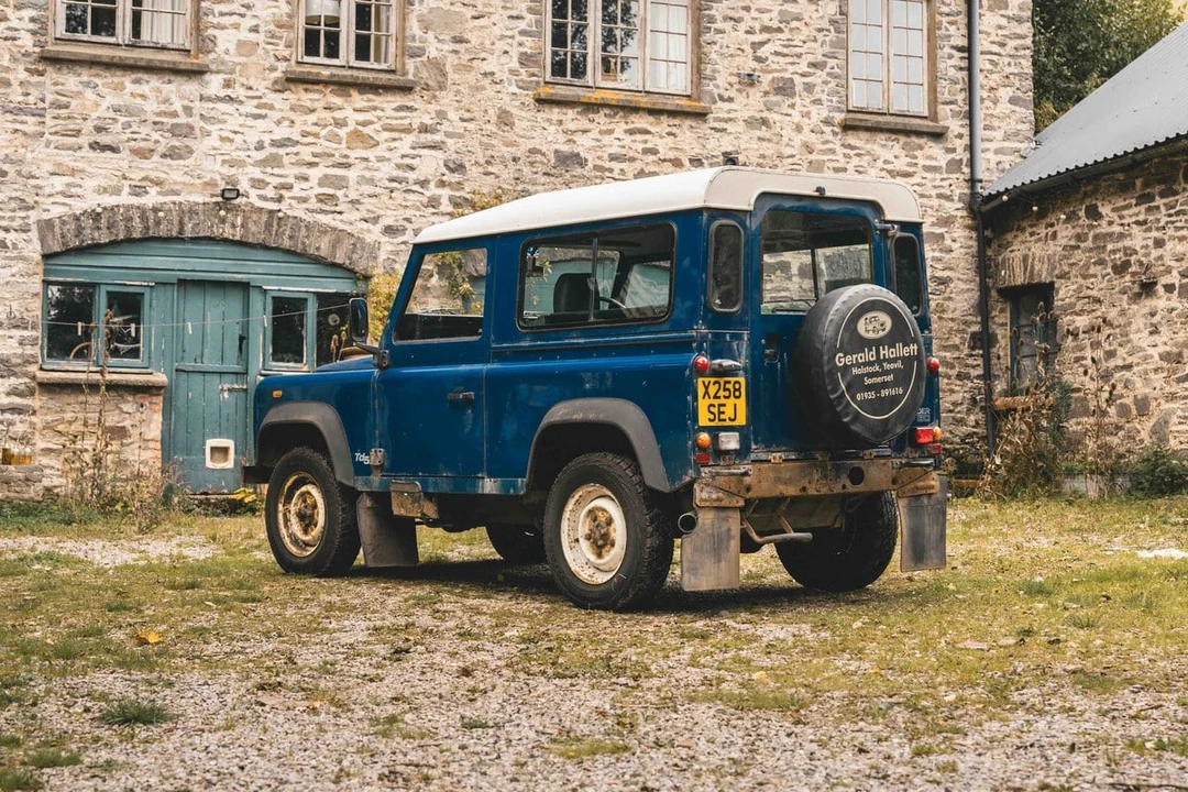 2000 Land Rover Defender - Image 24 of 30