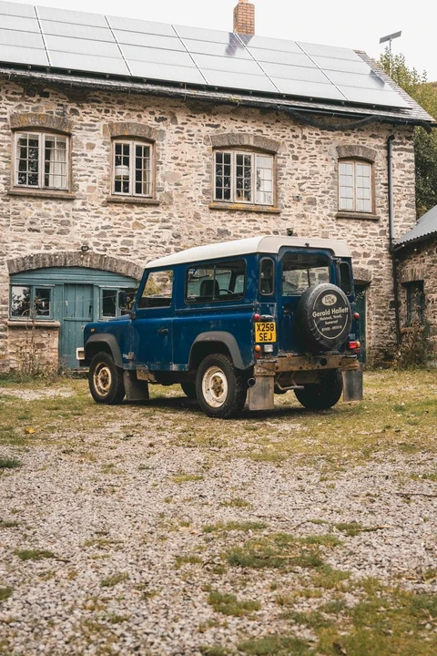 2000 Land Rover Defender - Image 19 of 30