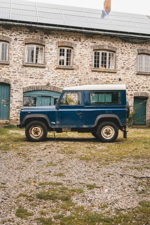 2000 Land Rover Defender - Image 17 of 30