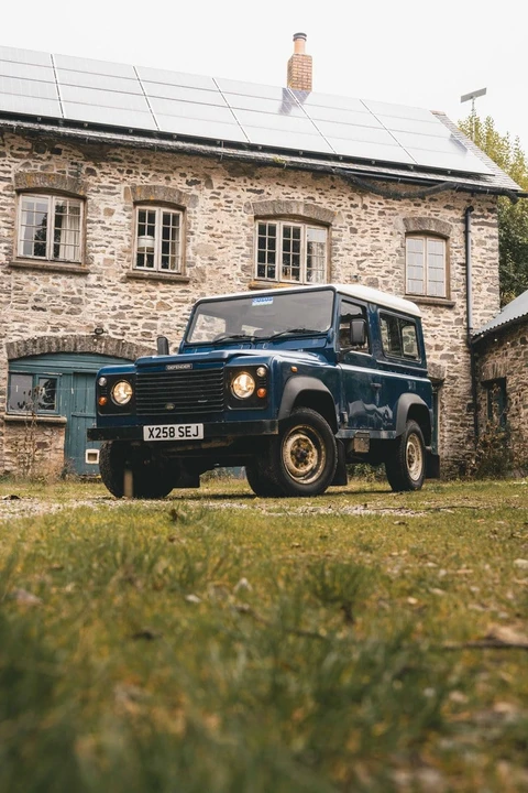 2000 Land Rover Defender - Image 16 of 30