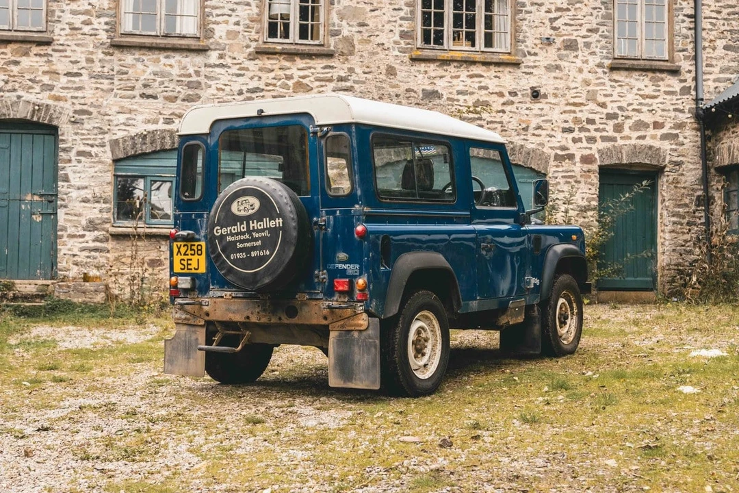 2000 Land Rover Defender - Image 28 of 30