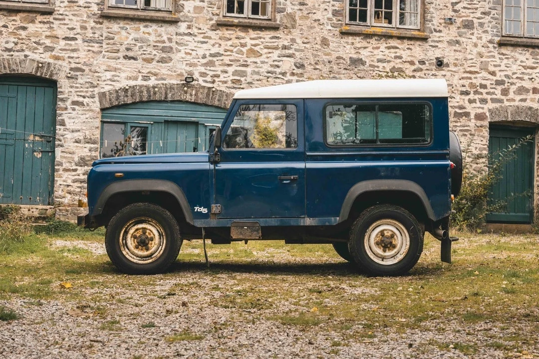 2000 Land Rover Defender - Image 21 of 30