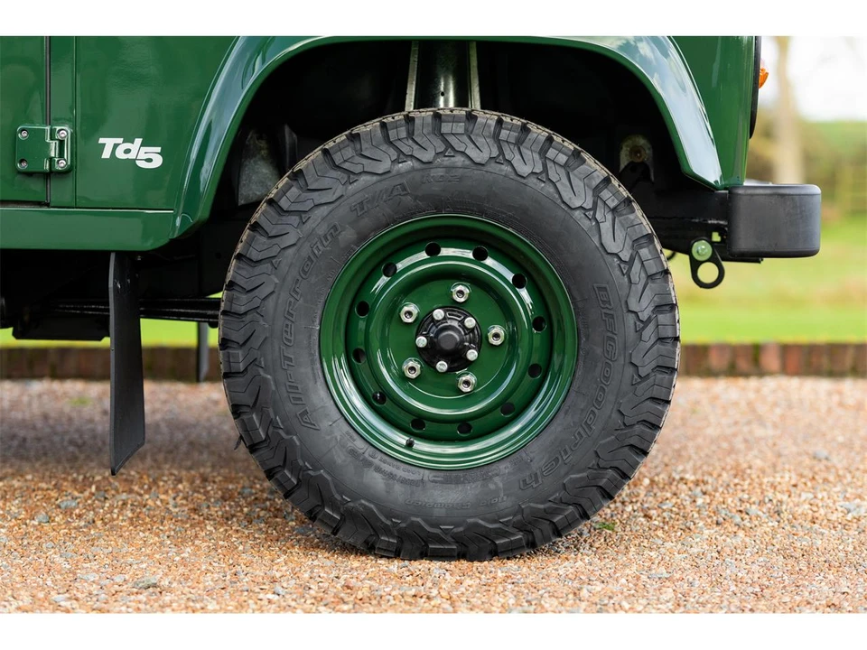 2000 Land Rover Defender - Image 7 of 31