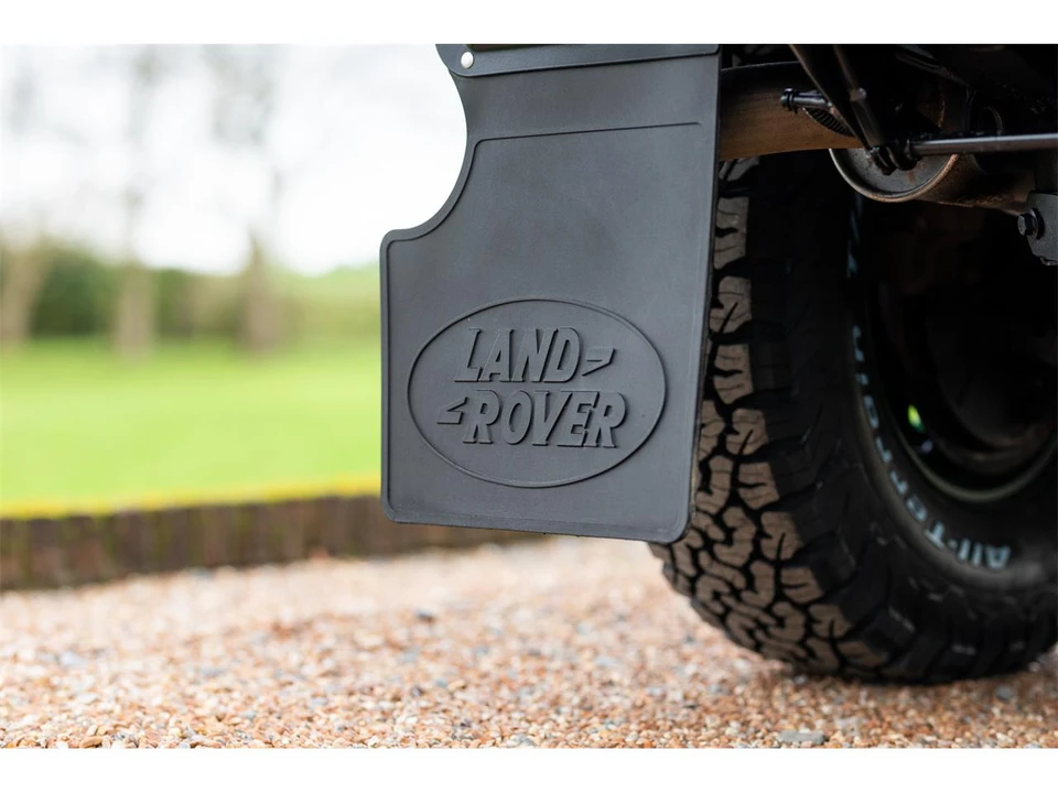2000 Land Rover Defender - Image 17 of 31