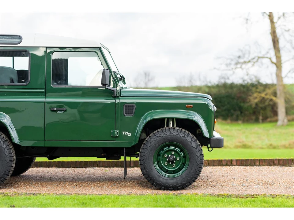 2000 Land Rover Defender - Image 21 of 31