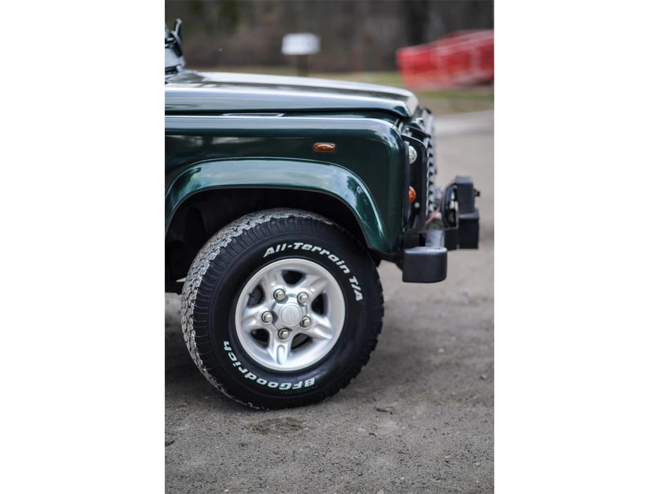 2000 Land Rover Defender - Image 14 of 31