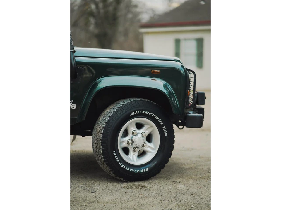 2000 Land Rover Defender - Image 19 of 31